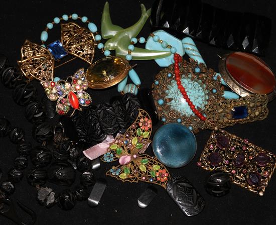 Mixed costume jewellery including coral bracelet and jet items.